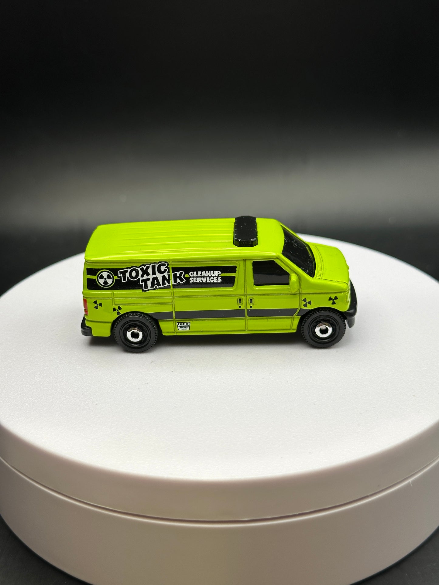 MATCHBOX - FORD PANEL VAN - DIECAST - LOOSE