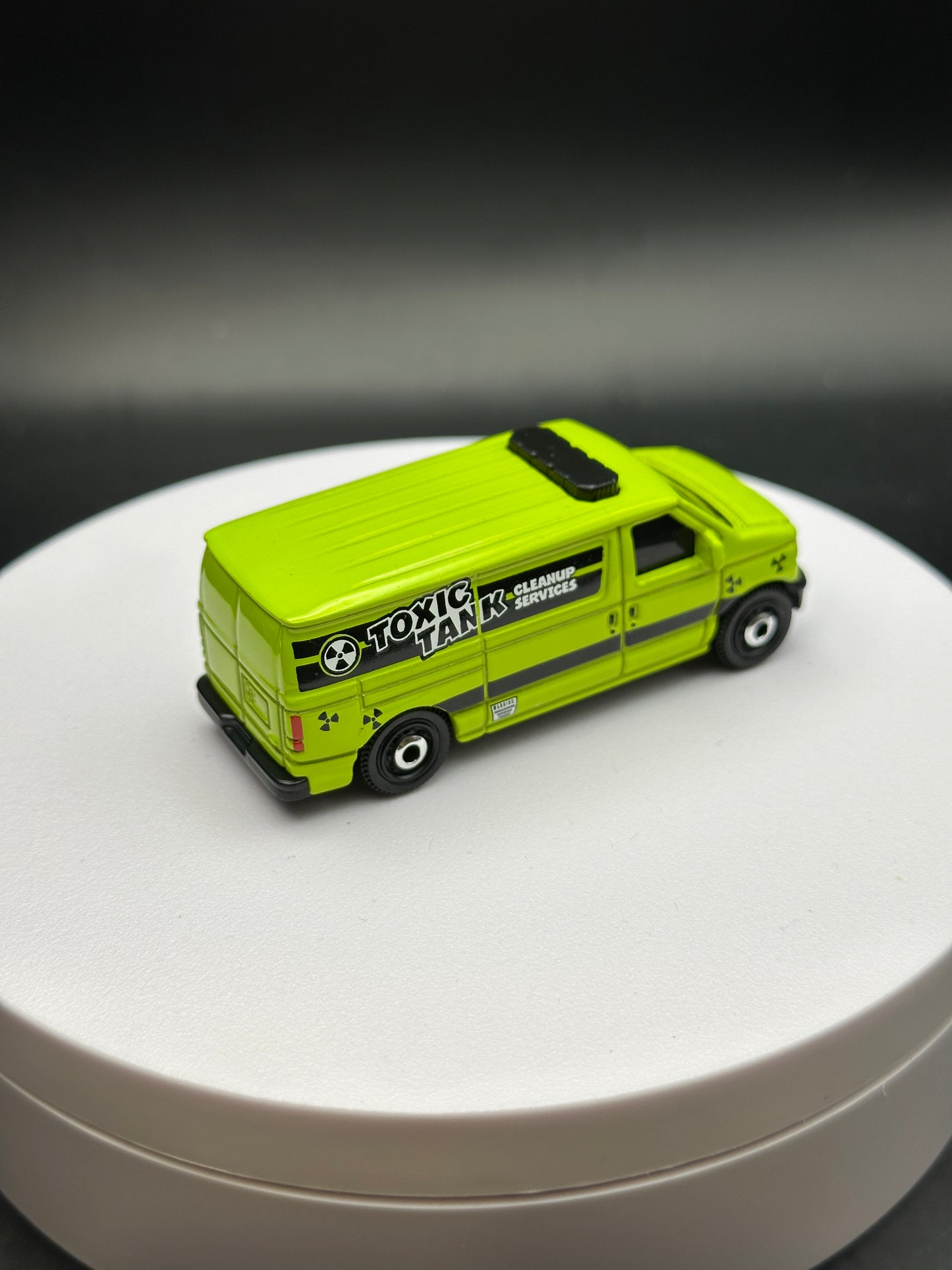 MATCHBOX - FORD PANEL VAN - DIECAST - LOOSE