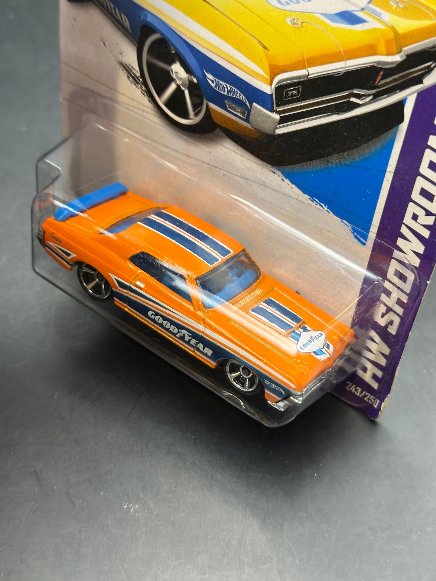 HOT WHEELS - 69 MERCURY COUGAR ELIMINATOR (2013) - HW SHOWROOM
