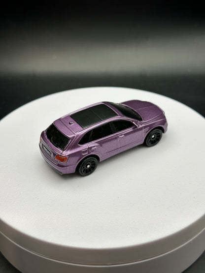 MATCHBOX - 2018 BENTLEY BENTAYGA - DIECAST - LOOSE