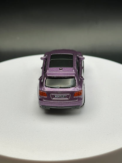 MATCHBOX - 2018 BENTLEY BENTAYGA - DIECAST - LOOSE