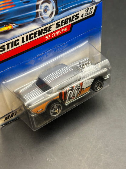 HOT WHEELS - 57 CHEVY (1998) - HW ARTISTIC LICENSE SERIES 2/4