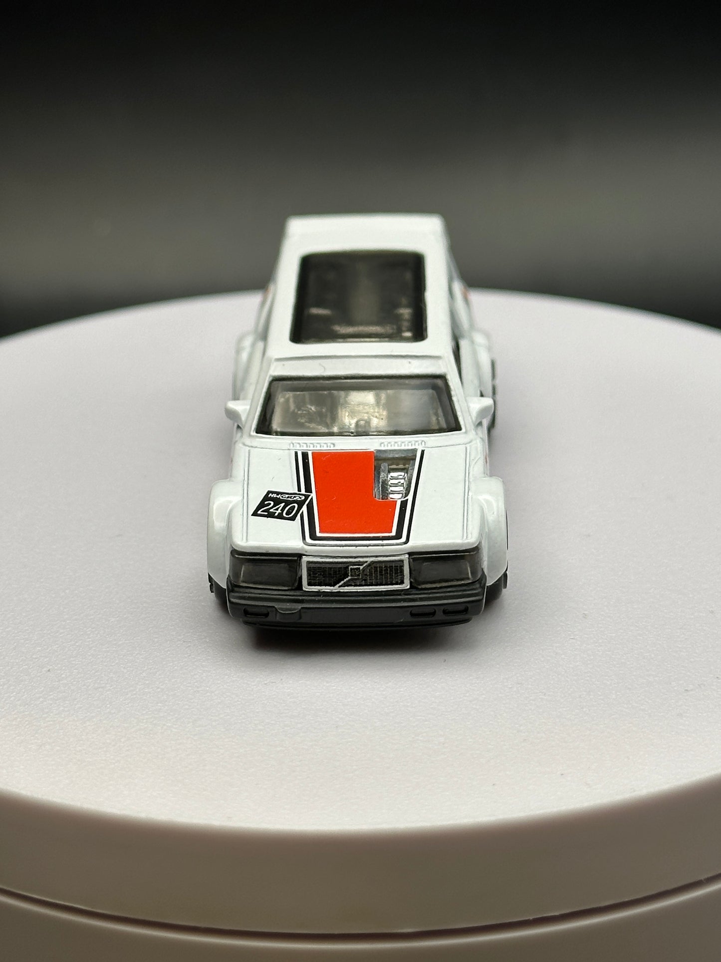 HOT WHEELS - VOLVO 240 DRIFT WAGON (2024) - HW EUROPEAN THEME 6 PACK - LOOSE