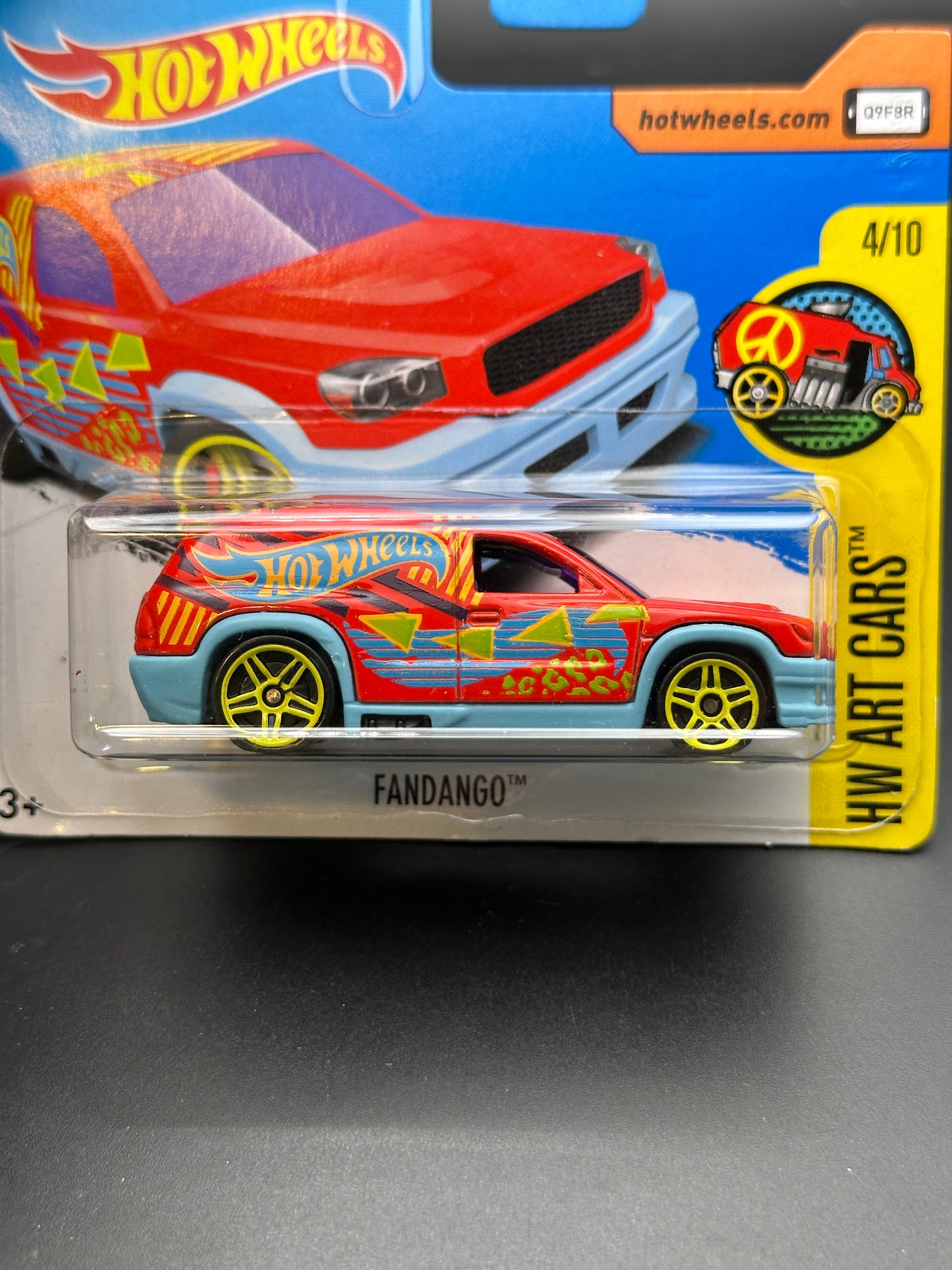 HOT WHEELS - FANDANGO - (2017) - HW ART CARS 4/10
