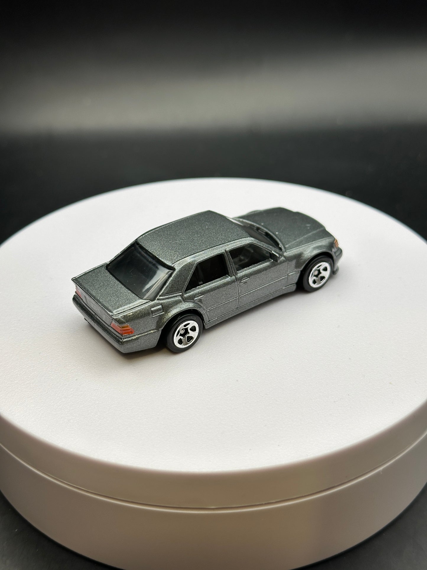 HOT WHEELS - MERCEDES BENZ 500 E (2025) - HW 70s VS 90s 3/10 - LOOSE