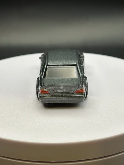 HOT WHEELS - MERCEDES BENZ 500 E (2025) - HW 70s VS 90s 3/10 - LOOSE