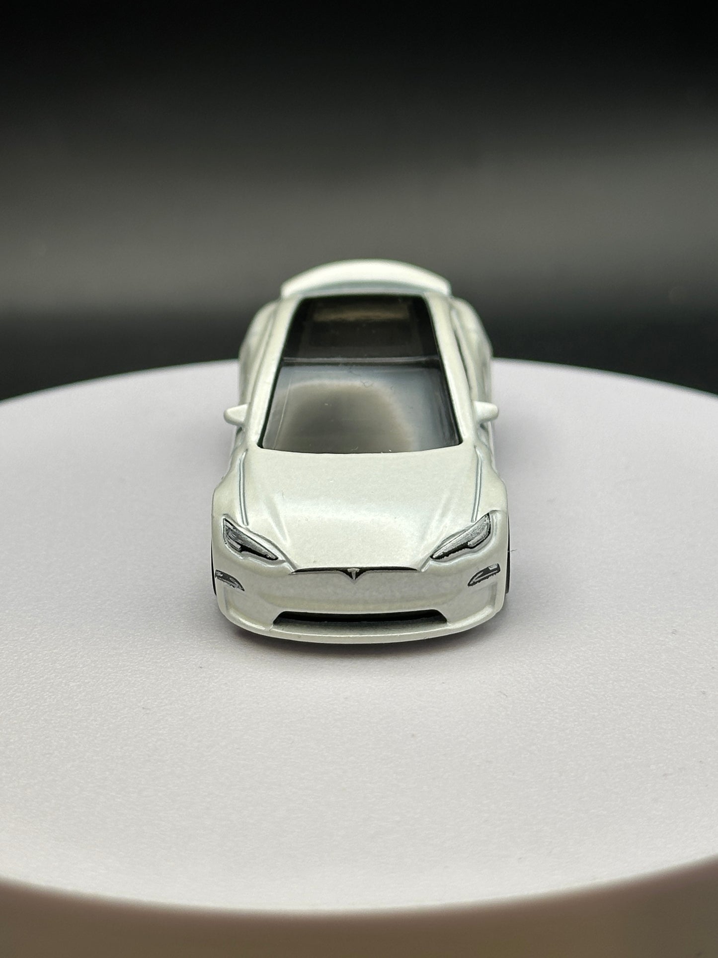 HOT WHEELS - TESLA MODEL S PLAID (2025) - HW EV 1/10 - LOOSE