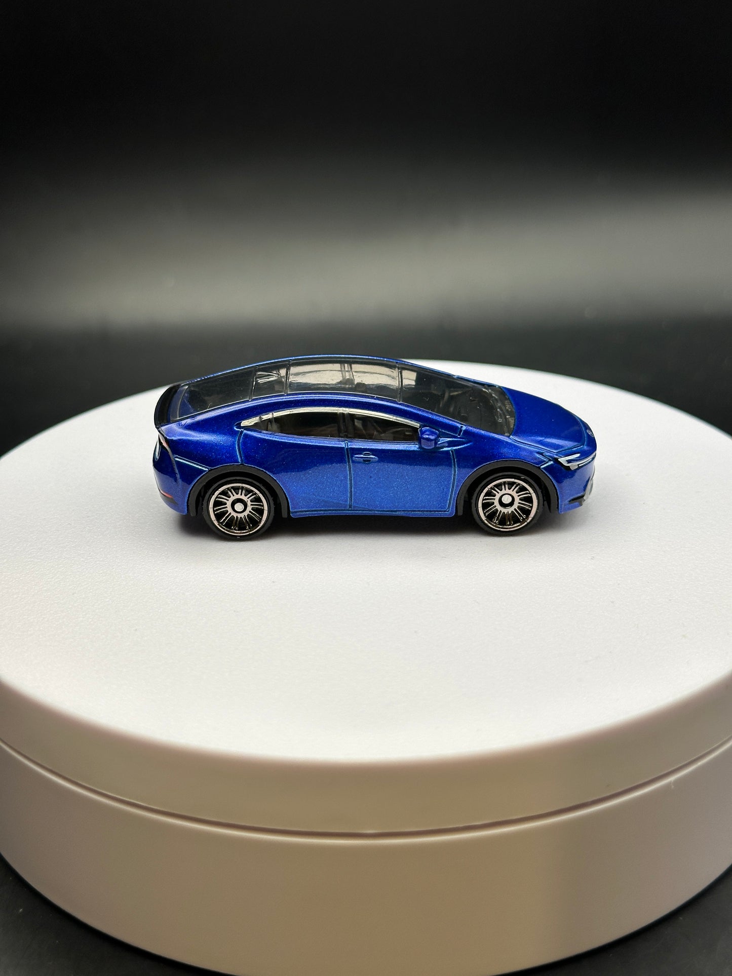 MATCHBOX - 2023 TOYOTA PRIUS PRIME - DIECAST - LOOSE