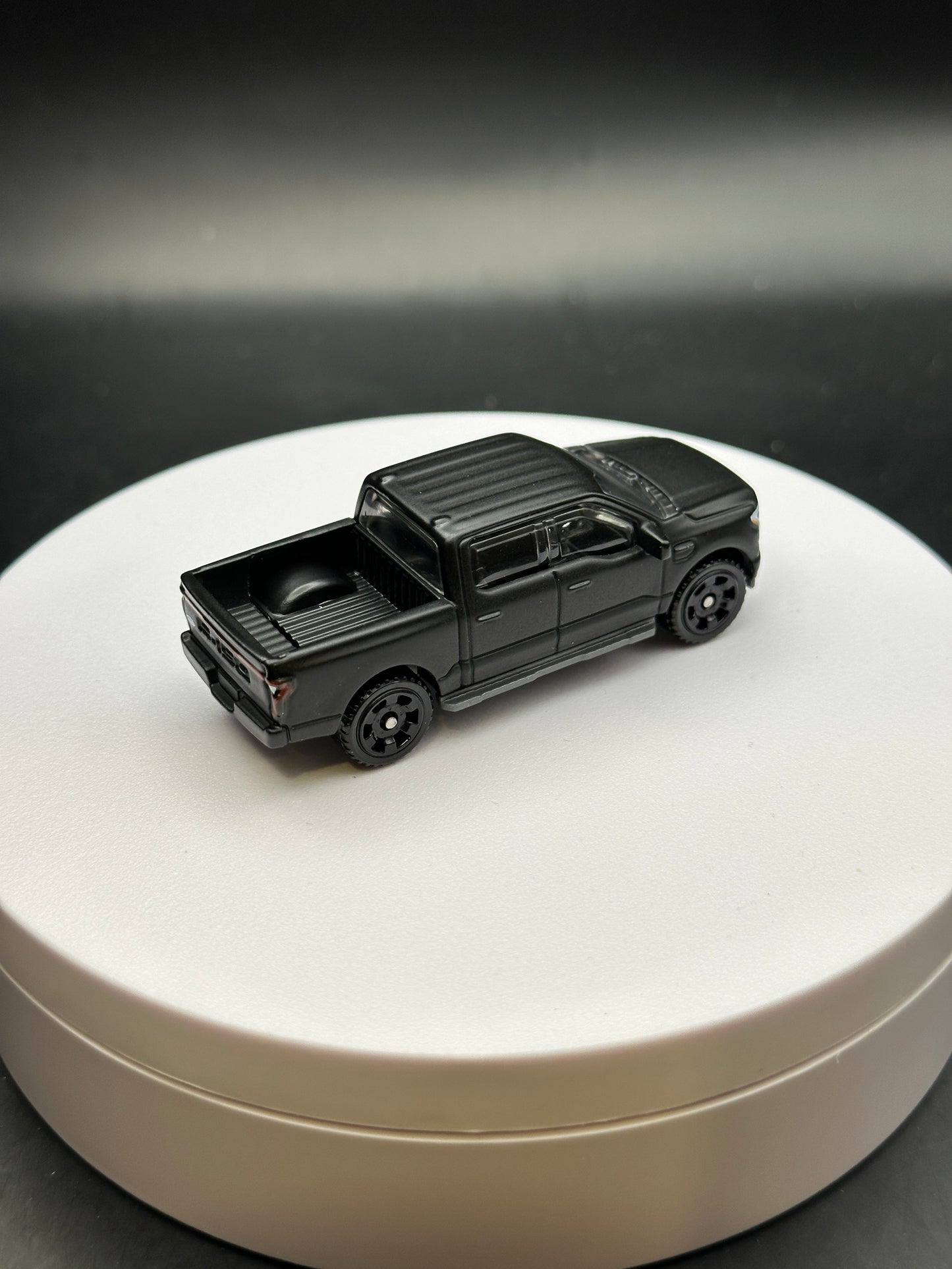MATCHBOX - 2022 FORD F-150 LIGHTNING - DIECAST - LOOSE