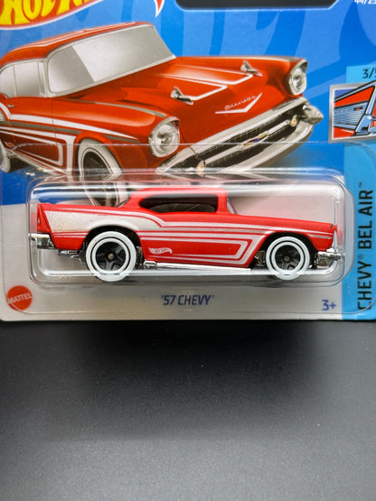 HOT WHEELS - 57 CHEVY (2022) - HW CHEVY BEL AIR 3/5