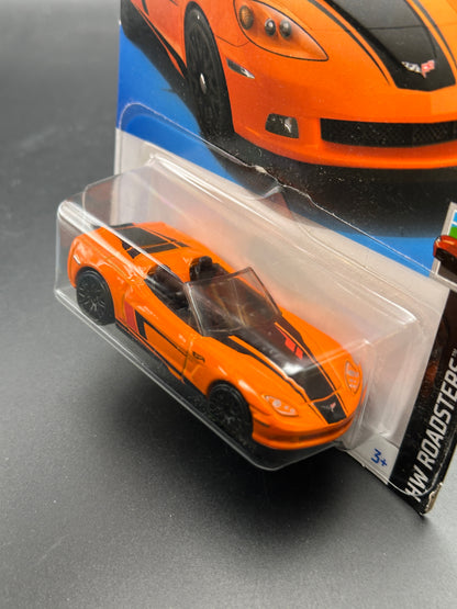 HOT WHEELS - CORVETTE C6 (2024) - HW ROADSTERS 2/5