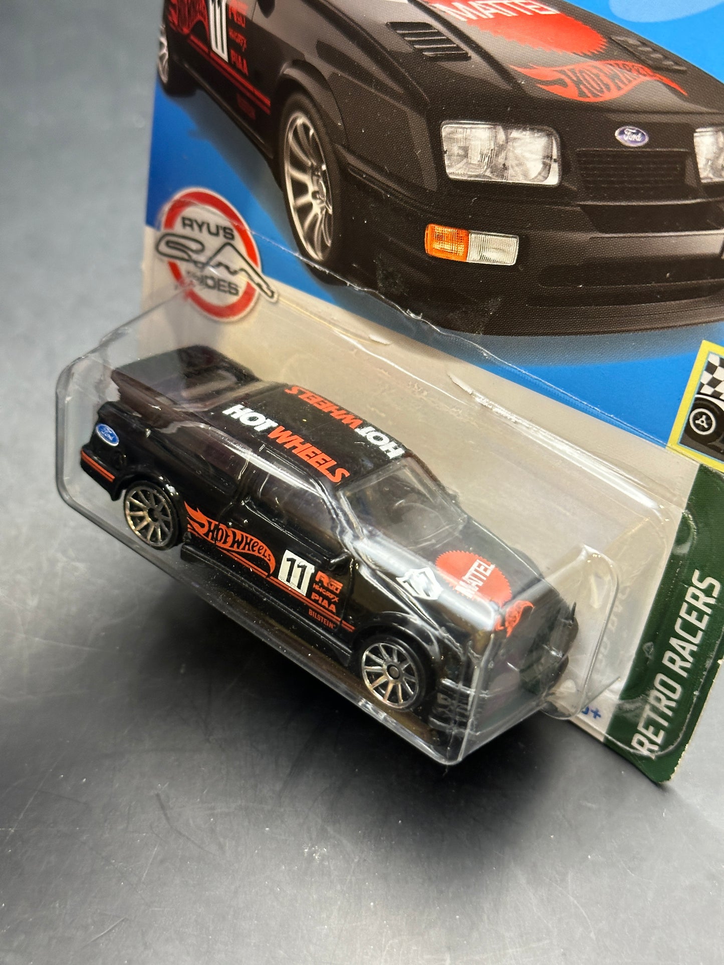 HOT WHEELS - 87 FORD SIERRA COSWORTH (2022) - HW RETRO RACERS 1/10