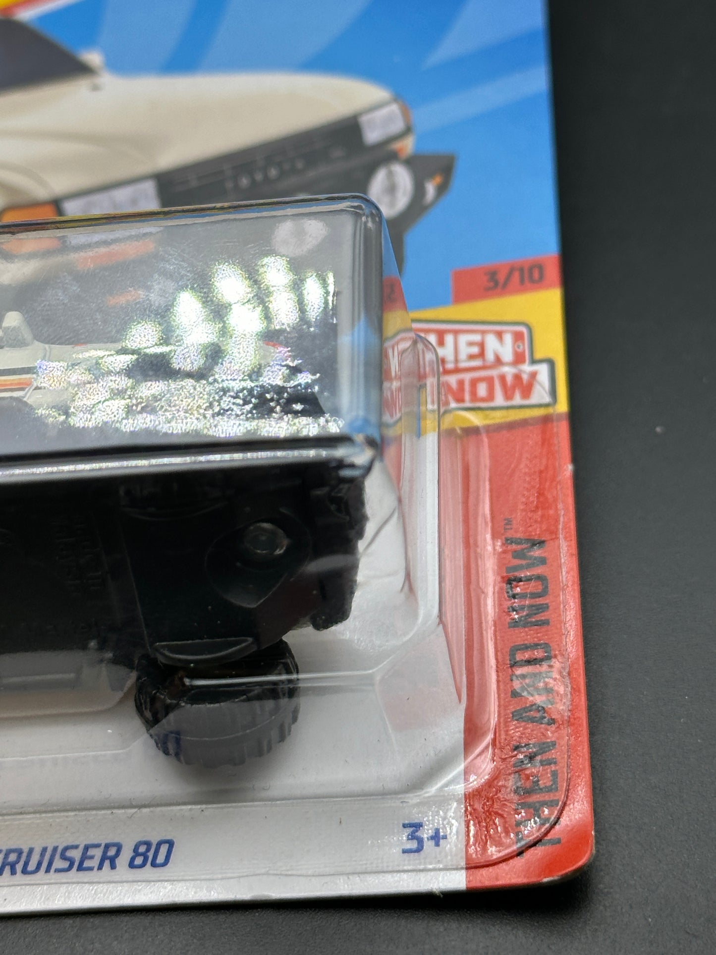 HOT WHEELS - TOYOTA LAND CRUISER 80 (2023) - HW THEN AND NOW 3/10