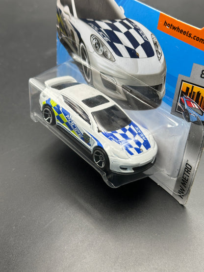 HOT WHEELS - PORSCHE PANAMERA (2018) - HW METRO 8/10