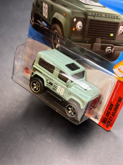 HOT WHEELS - LAND ROVER DEFENDER 90 (2025) - HW THEN AND NOW 5/10