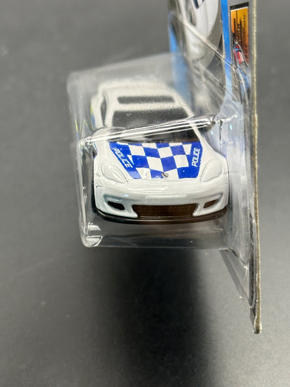 HOT WHEELS - PORSCHE PANAMERA (2018) - HW METRO 8/10