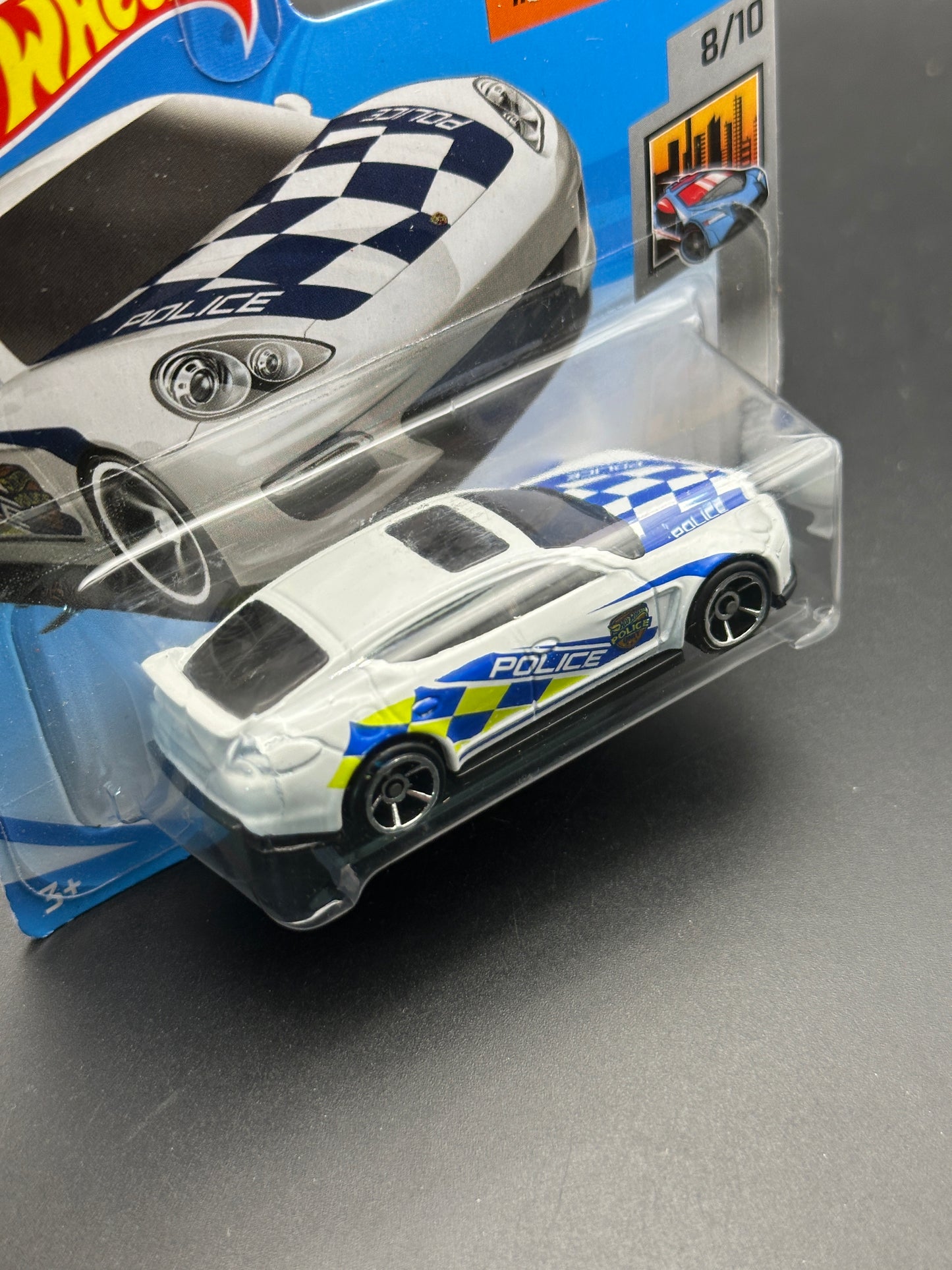 HOT WHEELS - PORSCHE PANAMERA (2018) - HW METRO 8/10
