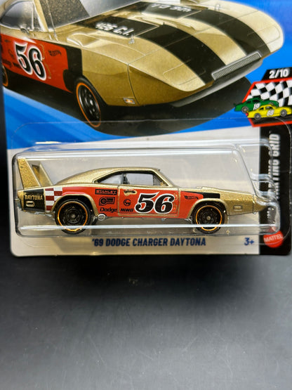 HOT WHEELS - 69 DODGE CHARGER DAYTONA (2026) - HW STARTING GRID 2/10