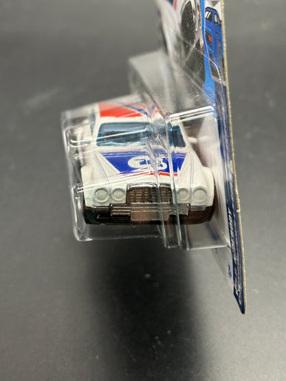 HOT WHEELS - JAGUAR XJC V12 (2025) - HW WILD WIDEBODY 4/5