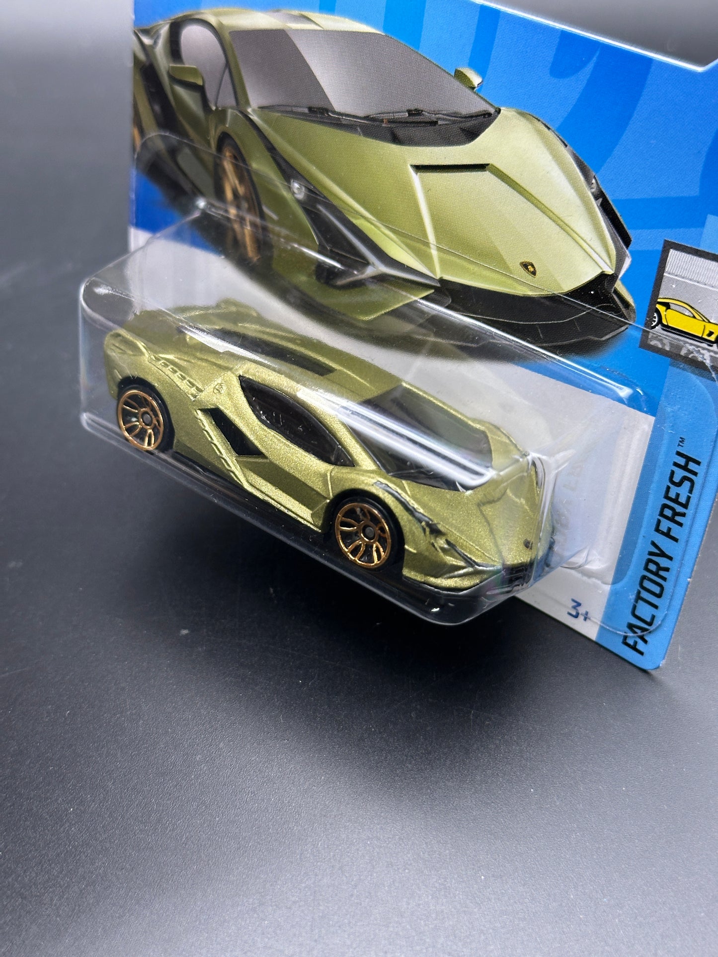 HOT WHEELS - LAMBORGHINI SIAN FKP 37 (2022) - HW FACTORY FRESH 1/10