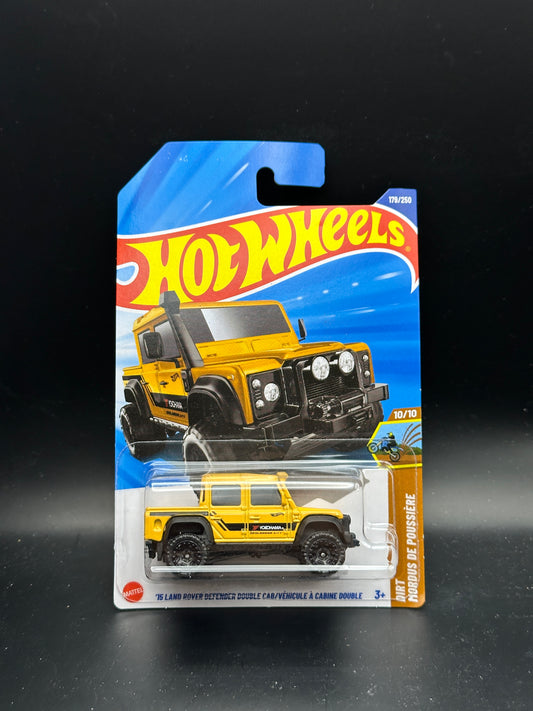HOT WHEELS - 15 LAND ROVER DEFENDER DOUBLE CAB (2025) - HW DIRT 10/10