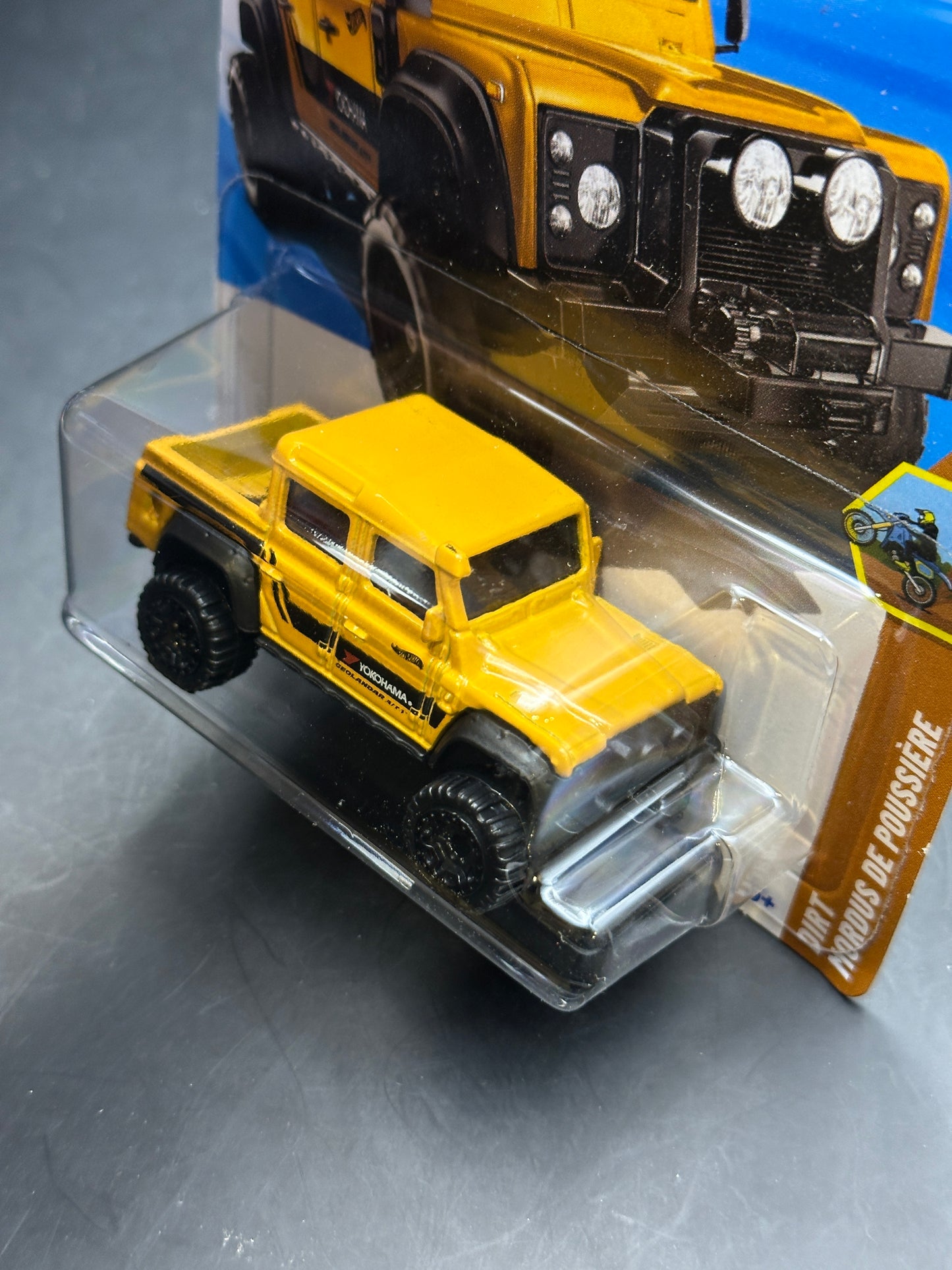 HOT WHEELS - 15 LAND ROVER DEFENDER DOUBLE CAB (2025) - HW DIRT 10/10