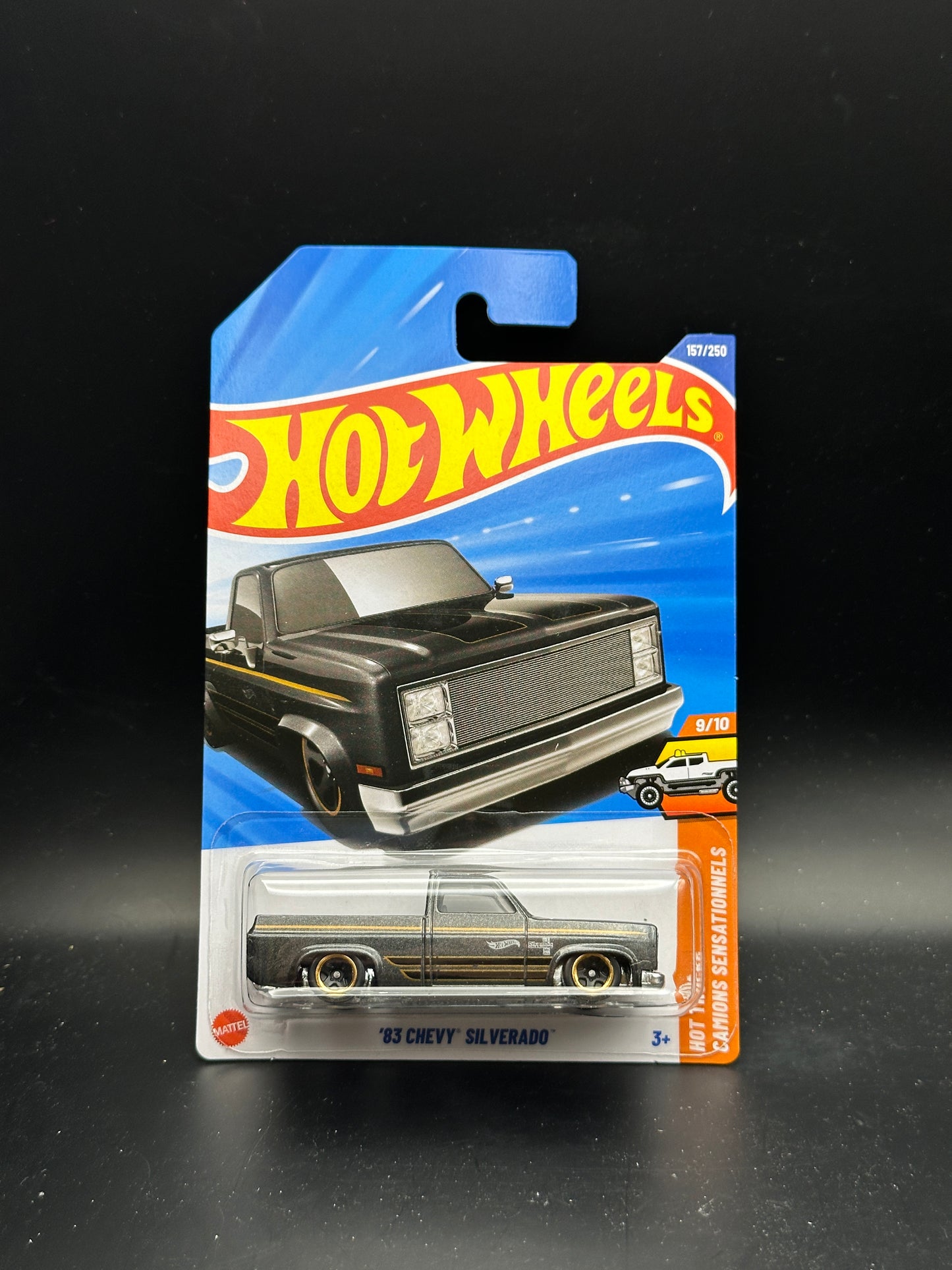 HOT WHEELS - 83 CHEVY SILVERADO (2025) - HW HOT TRUCKS 9/10