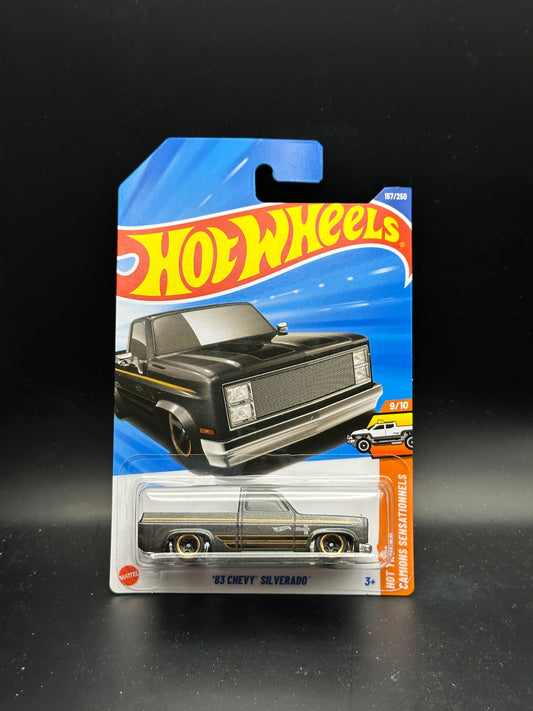 HOT WHEELS - 83 CHEVY SILVERADO (2025) - HW HOT TRUCKS 9/10
