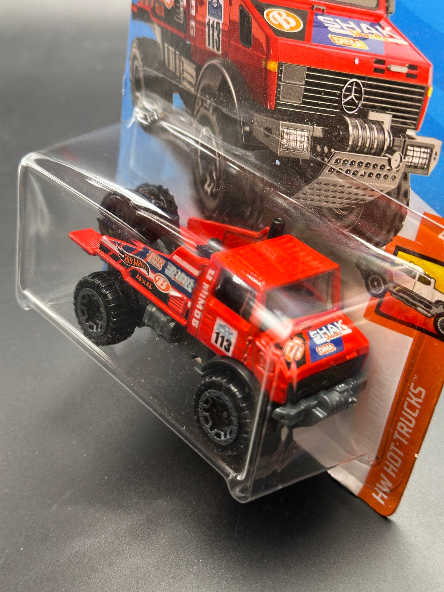 HOT WHEELS - MERCEDES BENZ UNIMOG 1300 (2019) - HW HOT TRUCKS 4/10