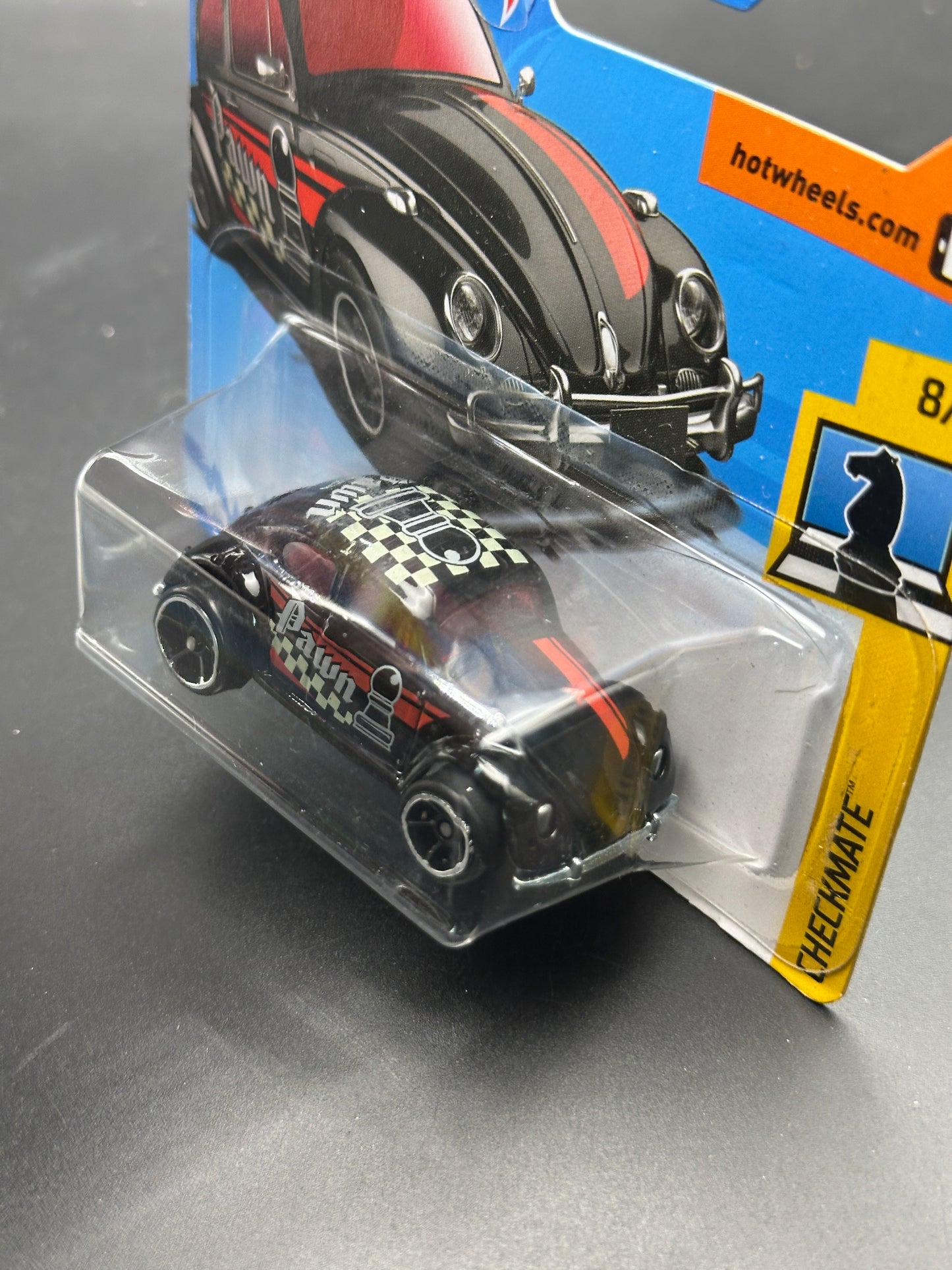 HOT WHEELS - VOLKSWAGEN BEETLE (2018) - HW CHECKMATE 8/9
