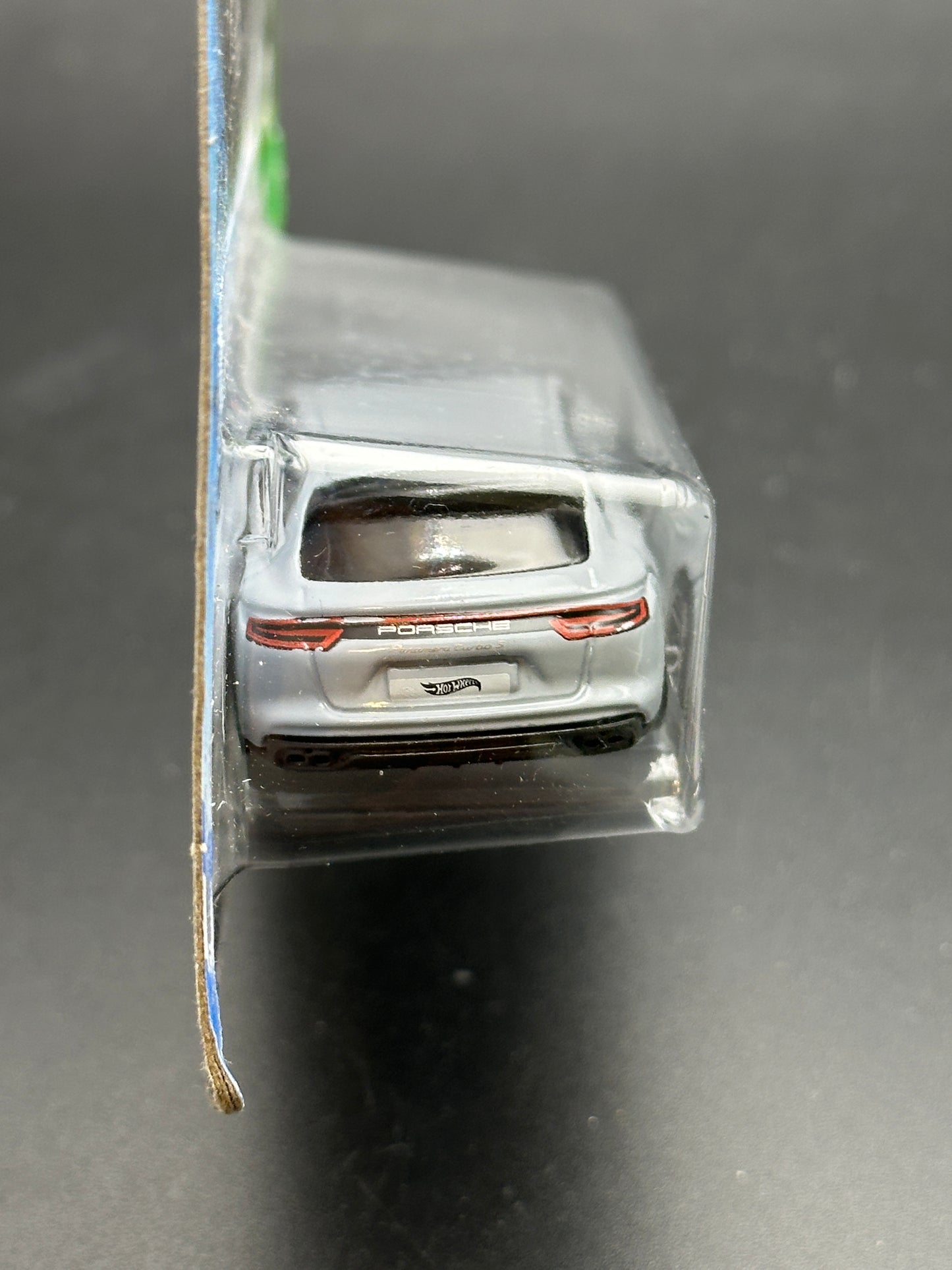 HOT WHEELS - PORSCHE PANAMERA TURBO S E-HYBRID SPORT TURISMO (2019) - HW GREEN SPEED 2/5