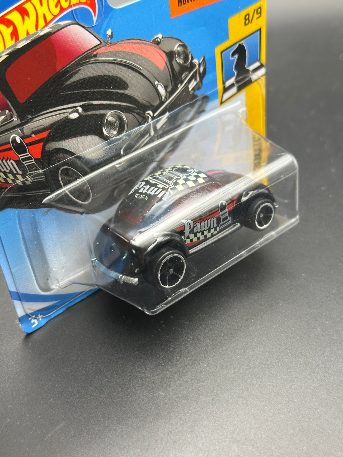 HOT WHEELS - VOLKSWAGEN BEETLE (2018) - HW CHECKMATE 8/9
