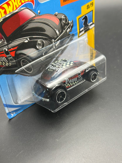 HOT WHEELS - VOLKSWAGEN BEETLE (2018) - HW CHECKMATE 8/9