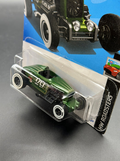 HOT WHEELS - MAX STEEL (2024) - HW ROADSTERS 1/5