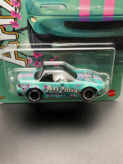 HOT WHEELS - 1991 MAZDA MX5 MIATA (2026) - ARIZONA TEA - 7-ELEVEN EXCLUSIVE