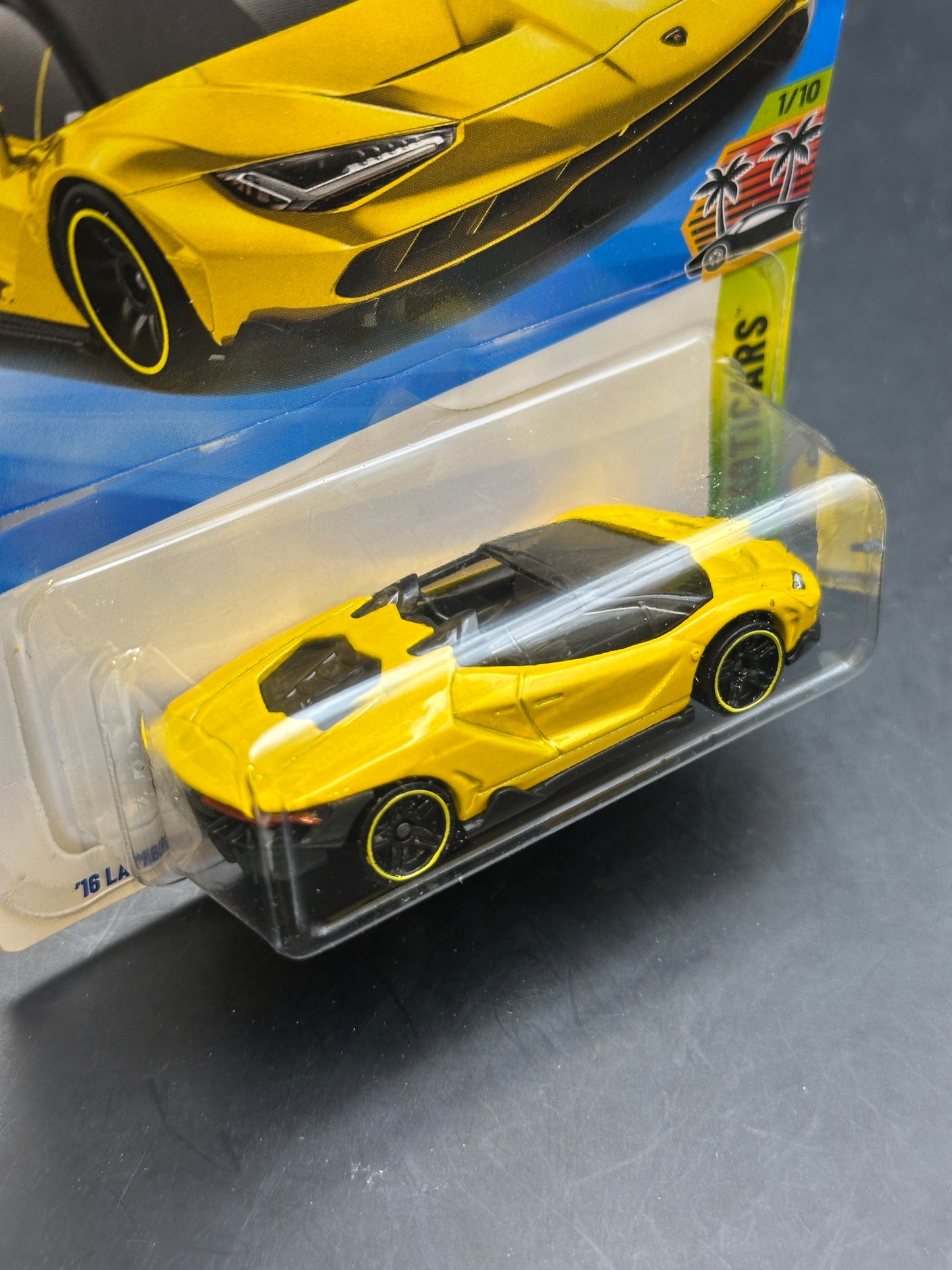 HOT WHEELS - 16 LAMBORGHINI CENTENARIO ROADSTER (2026) - HW EXOTIC CARS 1/10