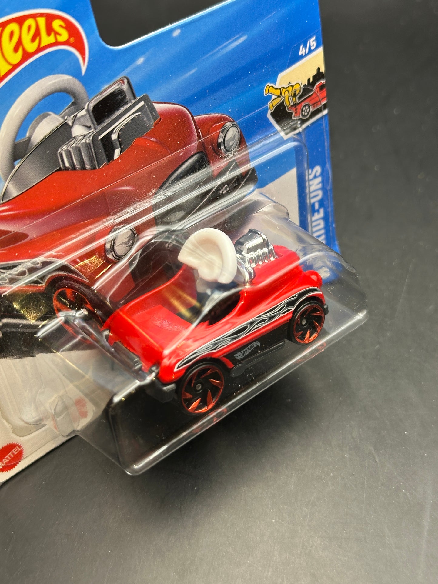 HOT WHEELS - PEDAL DRIVER (2025) - TREASURE HUNT - HW RIDE ONS 4/5
