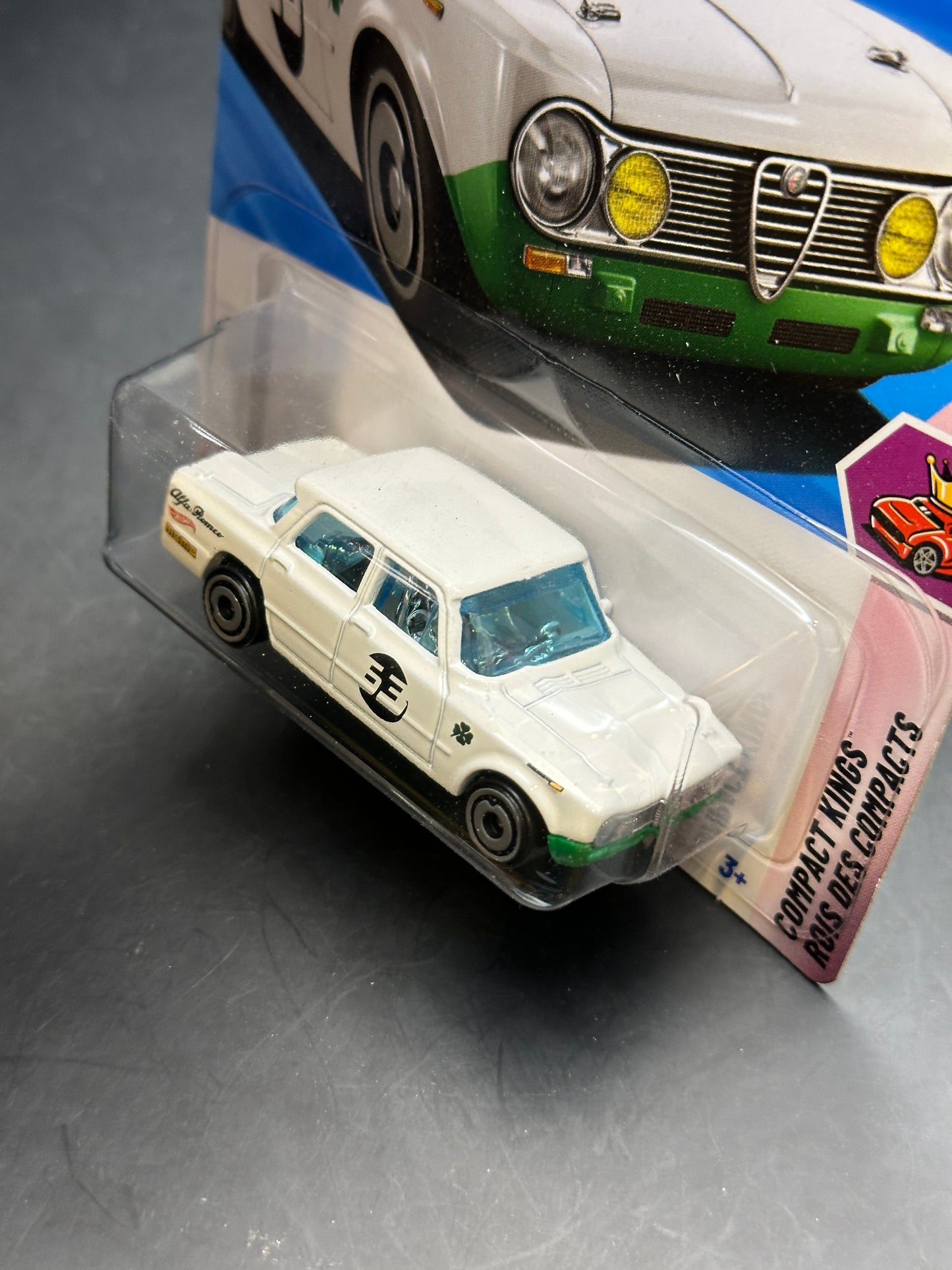 HOT WHEELS - ALFA ROMEO GIULA TI SUPER (2026) - HW COMPACT KINGS 7/10