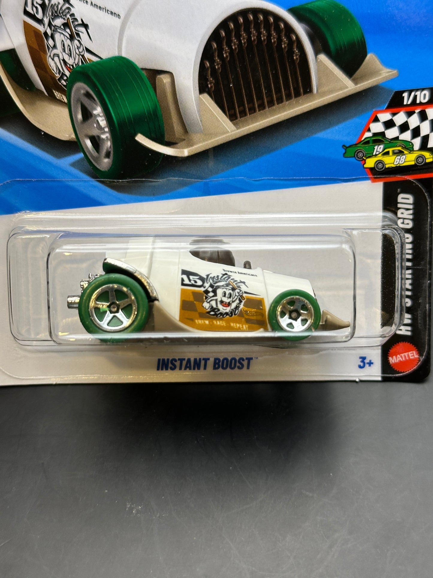 HOT WHEELS - INSTANT BOOST (2026) - HW STARTING GRID 1/10