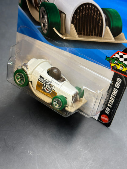 HOT WHEELS - INSTANT BOOST (2026) - HW STARTING GRID 1/10