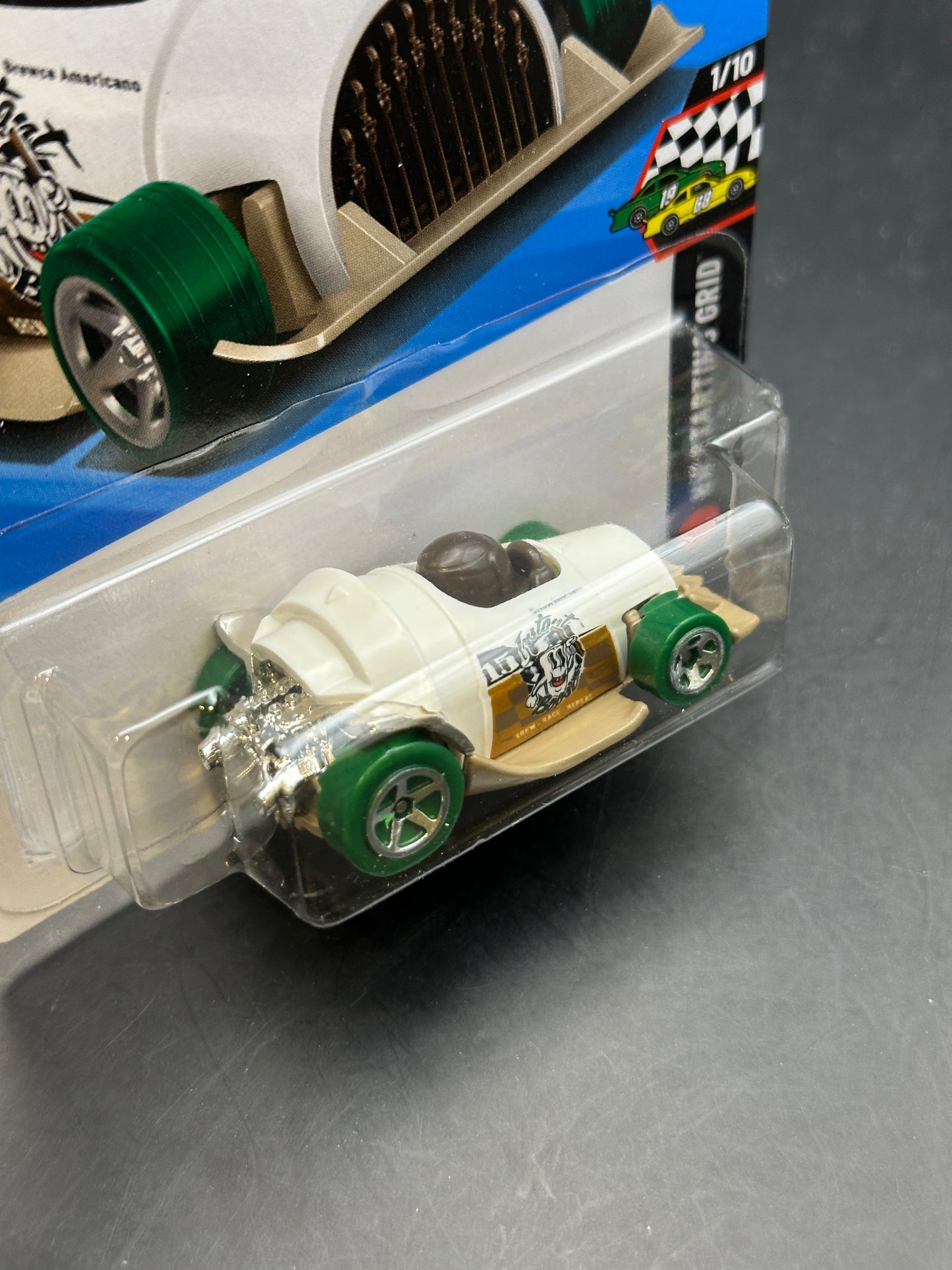 HOT WHEELS - INSTANT BOOST (2026) - HW STARTING GRID 1/10