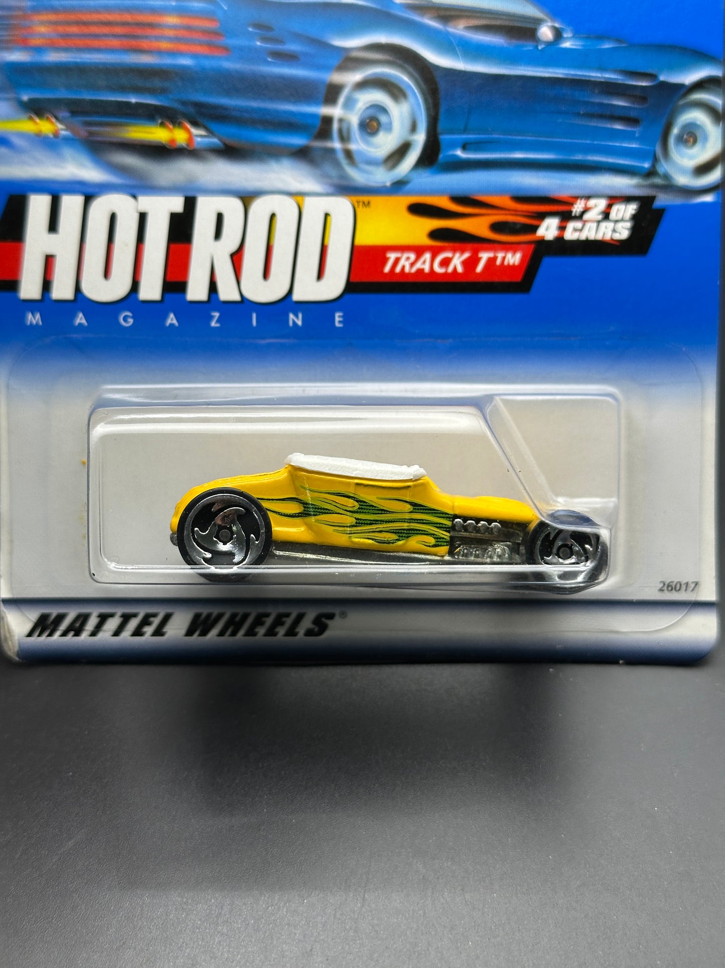 HOT WHEELS - TRACK T (2000) - HW HOT ROD MAGAZINE 2/4