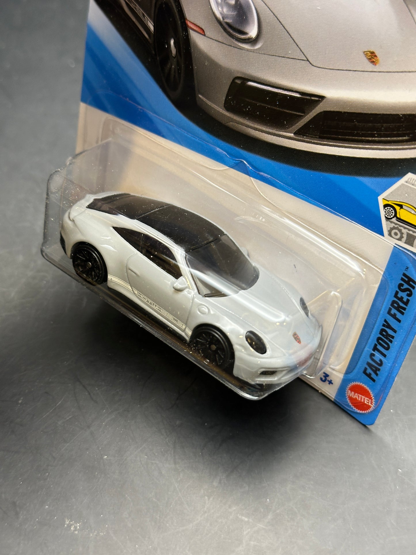 HOT WHEELS - PORSCHE 911 CARRERA T (2026) - HW FACTORY FRESH 1/5