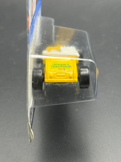 HOT WHEELS - TRACK T (2000) - HW HOT ROD MAGAZINE 2/4