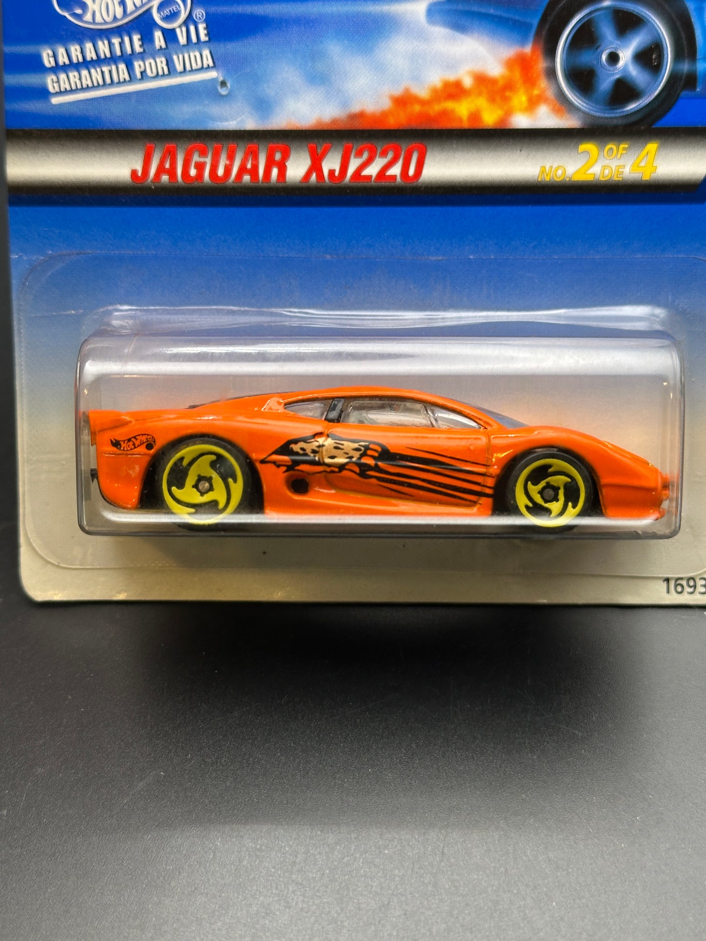 HOT WHEELS - JAGUAR XJ220 (1997) - HW STREET BEAST 2/4