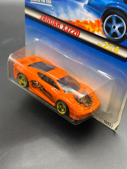 HOT WHEELS - JAGUAR XJ220 (1997) - HW STREET BEAST 2/4