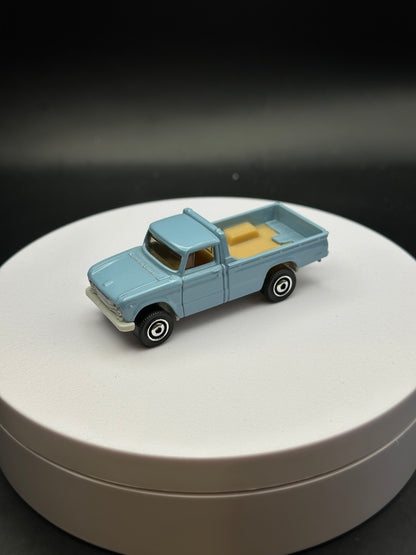 MATCHBOX - 1962 NISSAN JUNIOR - DIECAST - LOOSE