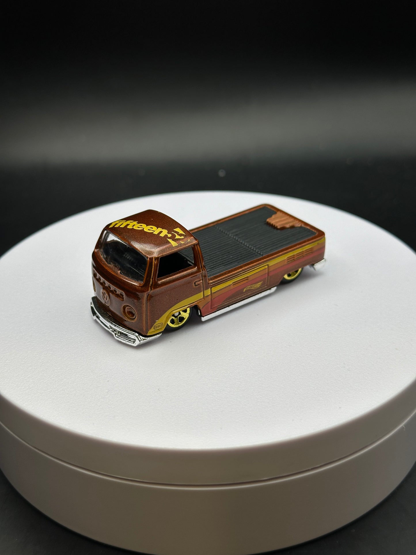 HOT WHEELS - VOLKSWAGEN T2 PICKUP (2019) - HW VOLKSWAGEN 3/10 - LOOSE