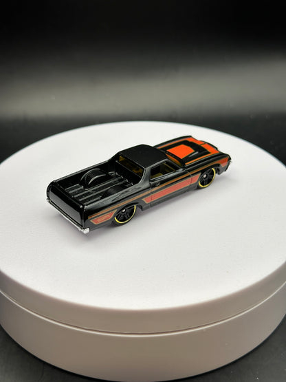 HOT WHEELS - 72 FORD RANCHERO (2019) - HW HOT TRUCKS 8/10 - LOOSE