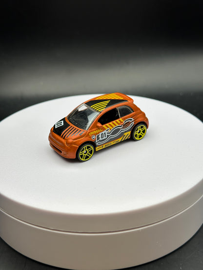 HOT WHEELS - FIAT 500 (2018) - HW DAREDEVILS 2/5 - LOOSE